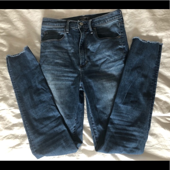 Abercrombie and Fitch Jeans - Picture 2 of 3